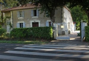 LA MAISON DE MAITRE (180)       