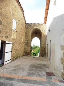 Porte tour_Fotor  