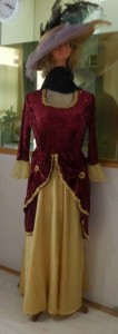   Mannequin habillé par Françoise et l'atelier couture              