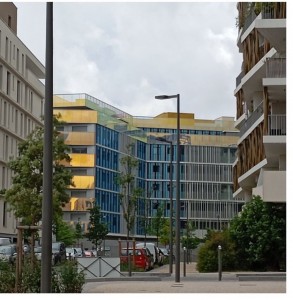 15 immeuble jaune or et;;;