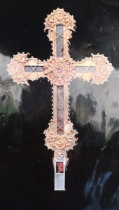 bois-de-la-croix-du-Christ-inclus-ds-croix-dor